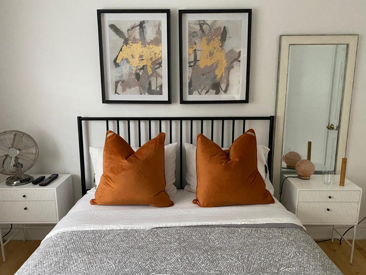 Clearbrooke Gem- Bright Private Bedroom Close To Yyz Toronto Ngoại thất bức ảnh